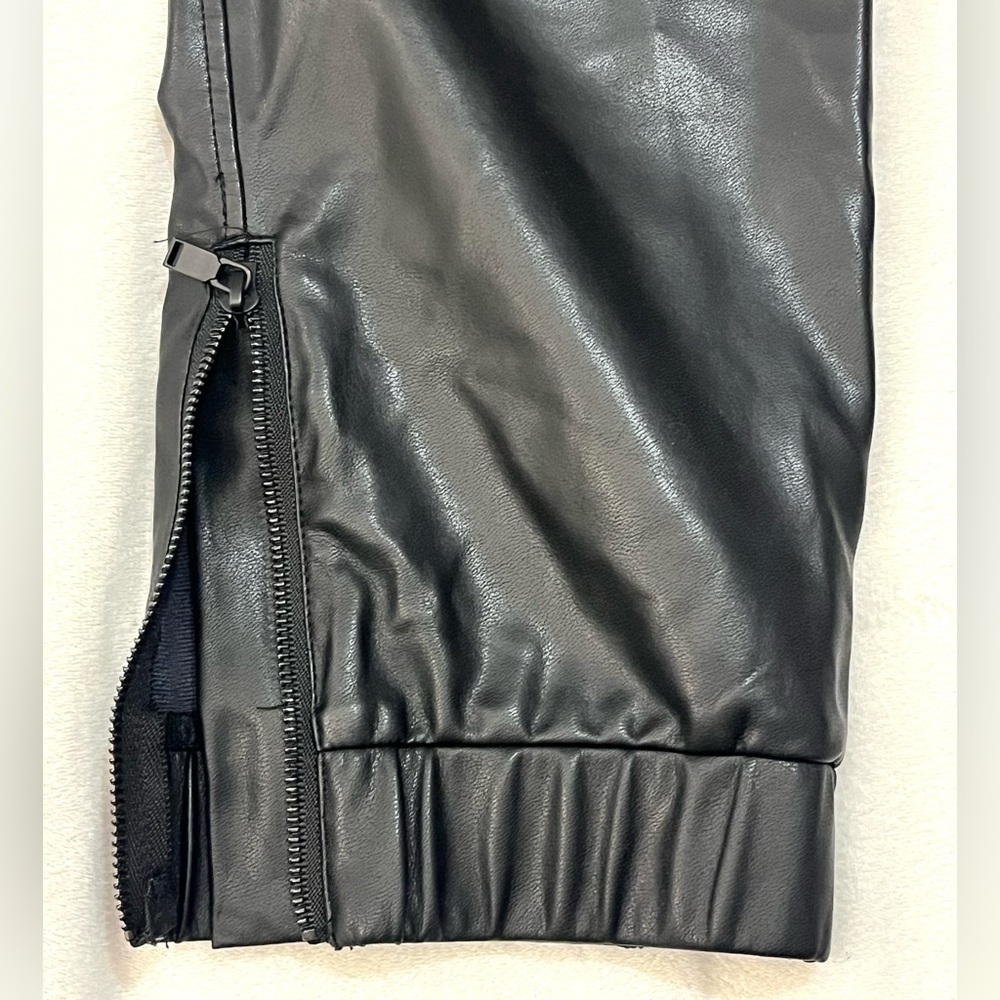 David Lerner Black Faux Leather Joggers with Pockets Women’s Pants Small - Picture 6 of 16